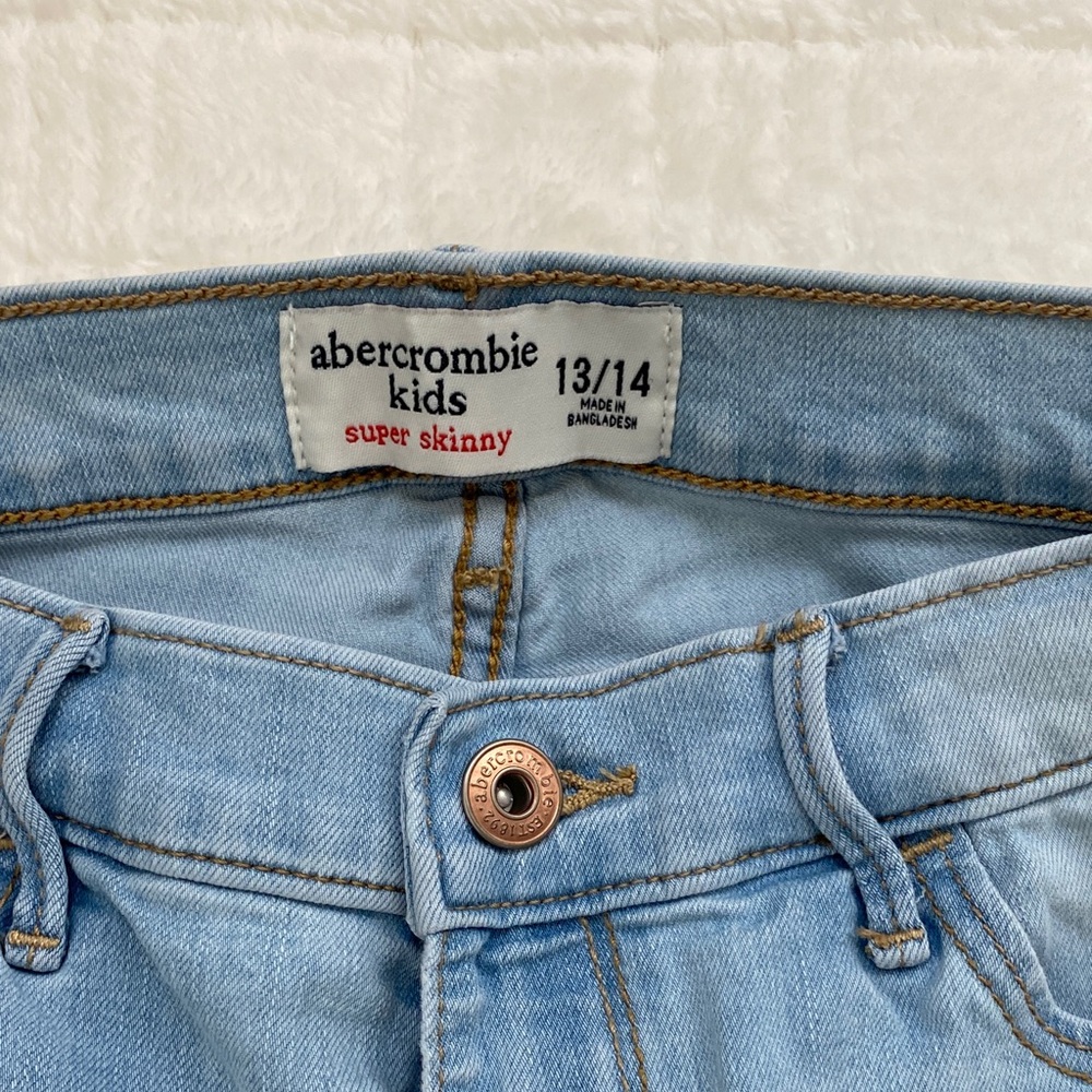 Abercrombie Jeans - Picture 4 of 5